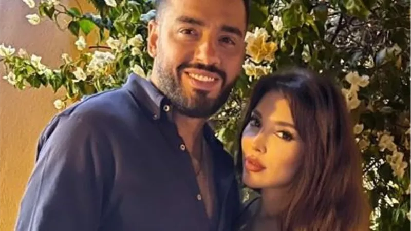 رامى جمال لـ زوجته : حبيبتي وبنتي