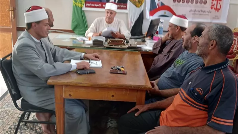 مدير الأزهر بالقليوبية يناقش مشكلات معاهد القناطر الخيريه