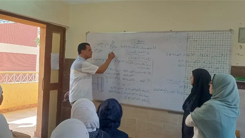إحالة المتسبب في تجاوز بعض الكثافات