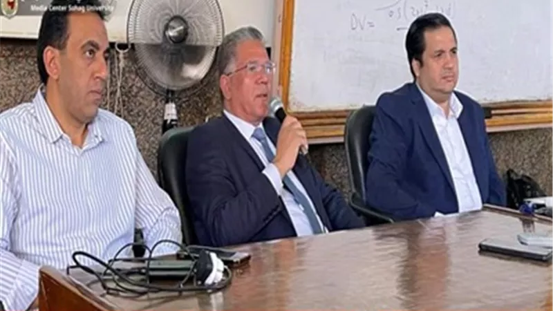 هندسة سوهاج تنظم ندوة عن ريادة الأعمال وفرص الاقتصاد الأخضر