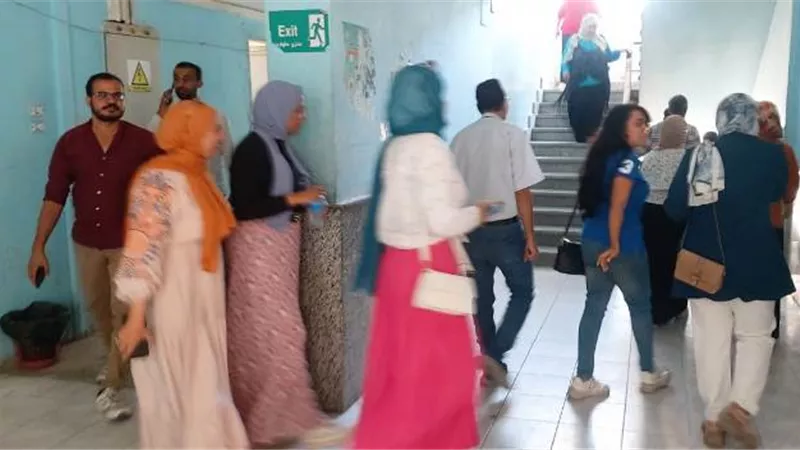 صحة قنا تُجري مناورة إخلاء حريق بديوان المديرية