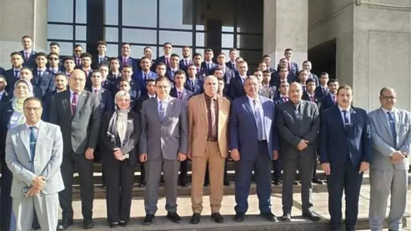 تعيين الدفعة الثالثة من خريجي المدرسة الفنية المتقدمة بالضبعة