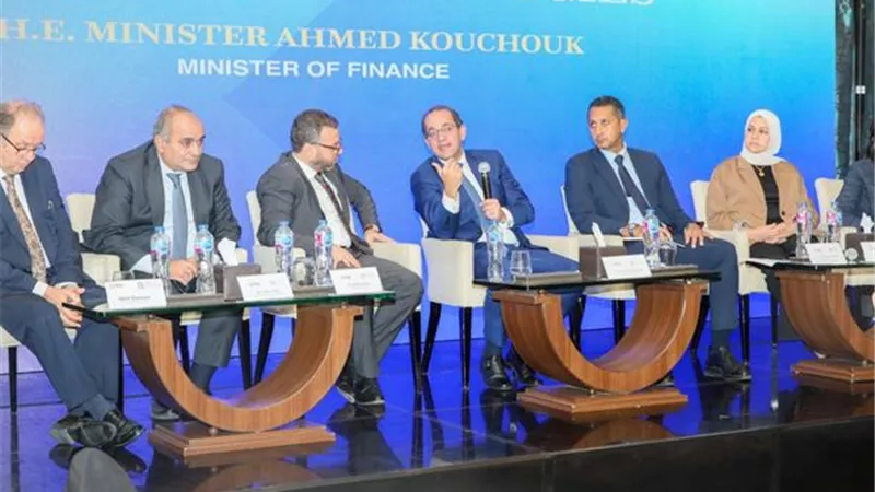 المالية: الدولة تمتلك احتياطيات آمنة من السلع الأساسية