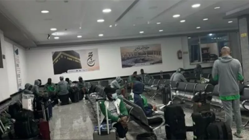 فرمان من الاتحاد النيجيري بشأن ازمة مطار ليبيا