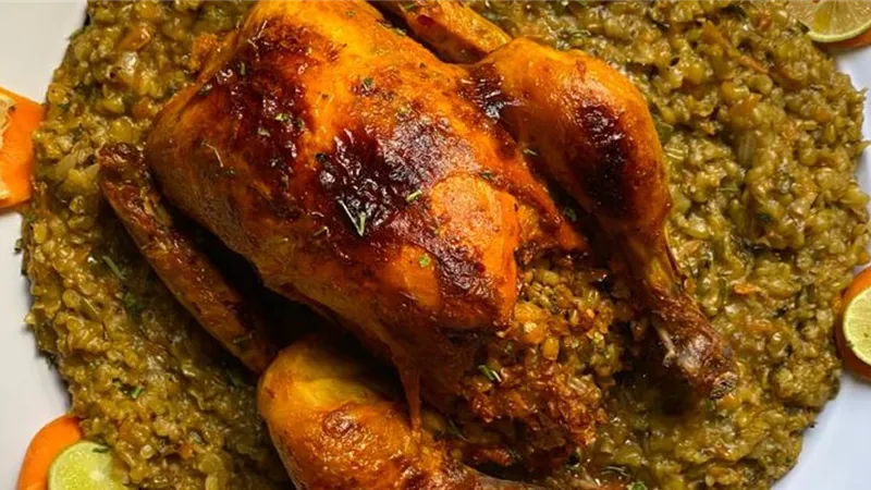 طبق الفريك بالدجاج