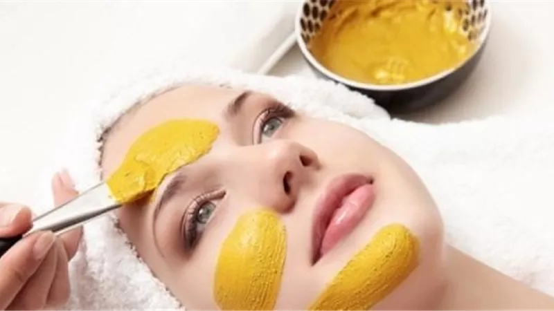 فوائد حليب الكركم فى التخلص من حب الشباب