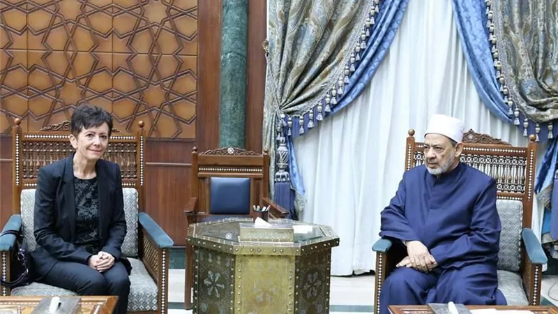 شيخ الأزهر يستقبل سفير سويسرا لدى مصر