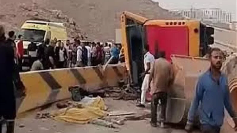 الصحة: 33 مصابا و12 حالة وفاة في انقلاب أتوبيس بطريق العين السخنة