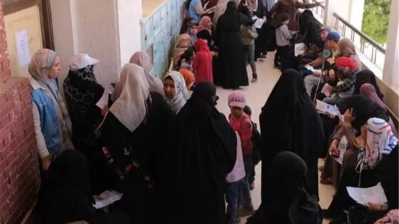 قوافل الخير تنجح في توقيع الكشف الطبى علي 4996 بمطروح