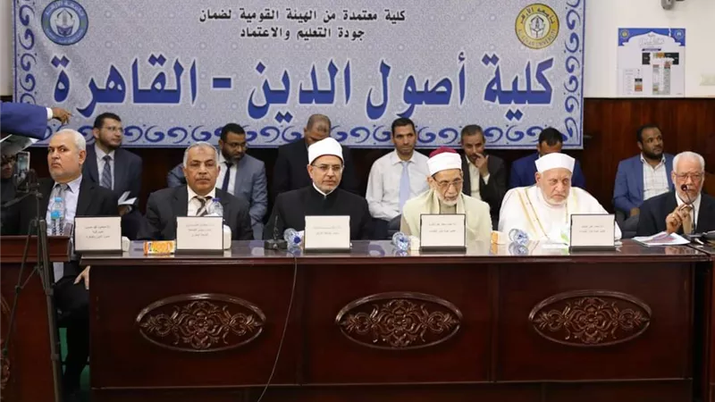سلامة يشيد بجهود كلية أصول الدين في الحفاظ على ثوابت الدين