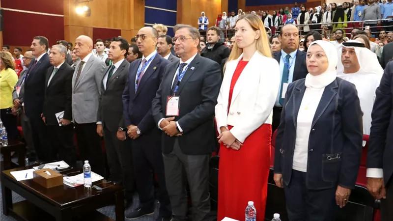 وزير الرياضة يفتتح منتدى الشباب العربي الأوروبي