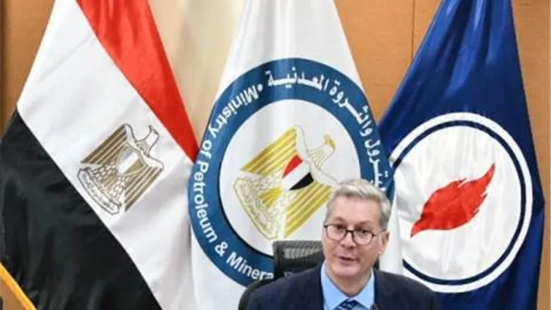 وزير البترول يؤكد أهمية تطبيق أنماط مختلفة من التكنولوجيا لرفع الإنتاج