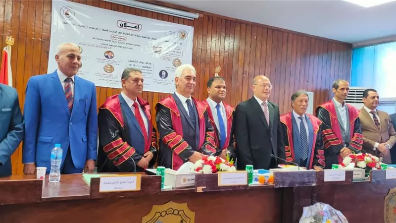 محمود خليل يحصل على أول دكتوراة عن الحوار الوطني