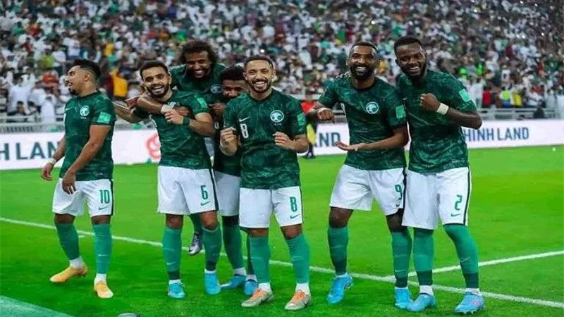 مانشيني يعلن التشكيل الرسمي للمنتخب السعودي أمام البحرين