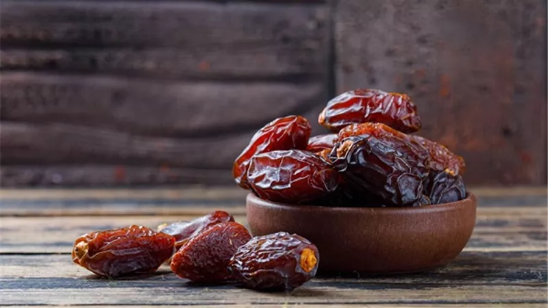 اثر التخدير على صحة صوم النافلة وحكم قضاء من شرع فيه لمن افطر