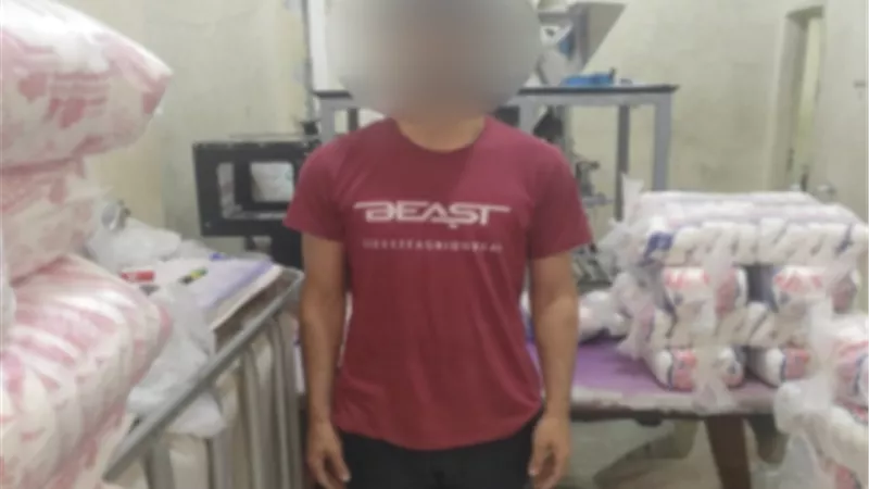 ضبط صاحب مصنع مواد غذائية بدون ترخيص في القاهرة