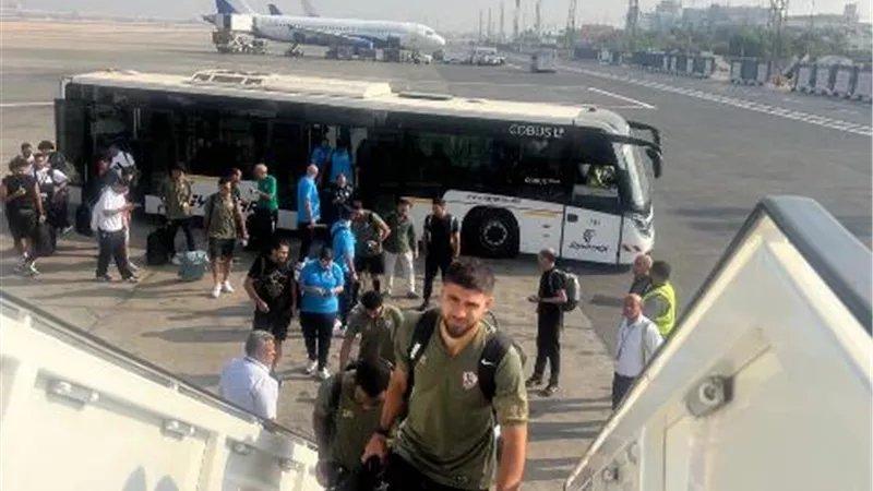 مصرللطيران تنقل أبطال كأس السوبر المصري إلي الإمارات