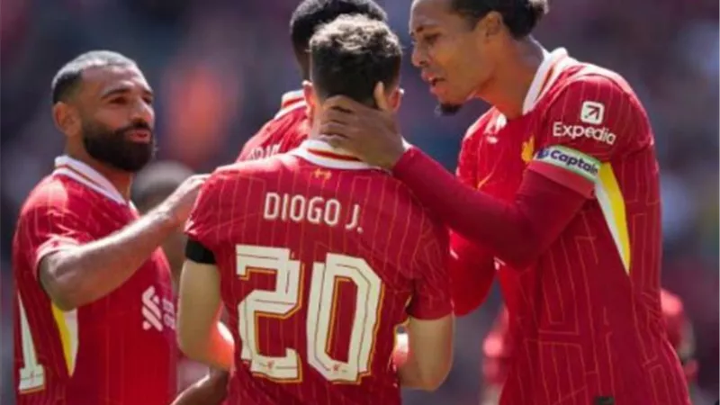 احسن فريق .. ليفربول بعد تصدره الدوري الانجليزي بـ 18 نقطة