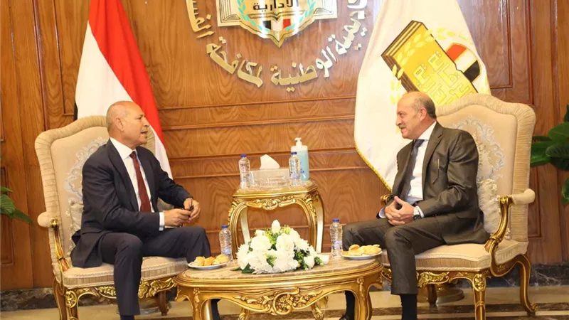 محافظ القاهرة فى ختام البرنامج التدريبى لمكافحة الفساد
