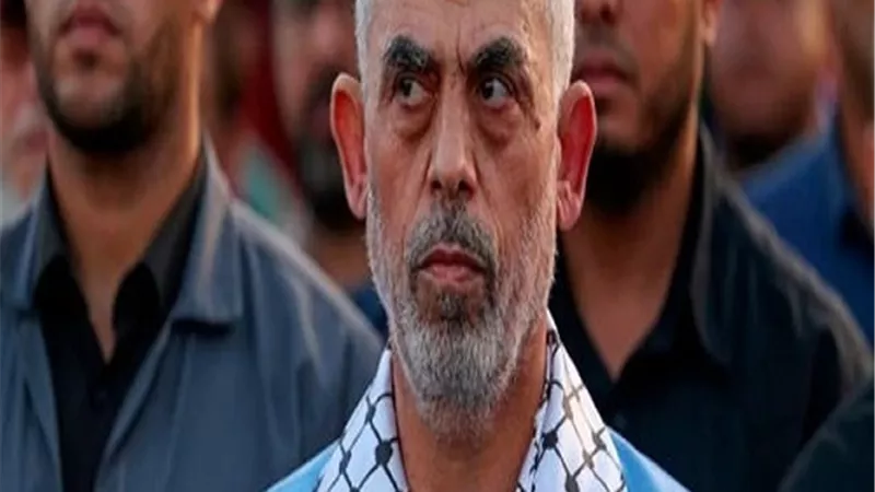 ماذا كان يحمل يحيى السنوار قبل اغتياله ؟