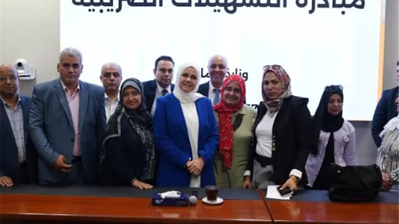 اهتمام وزير المالية بوضع سياسات ضريبية منضبطة وأكثر تأثيرا على جذب الاستثمارات