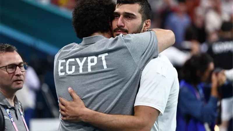 إصابة نجم منتخب مصر بقطع في الرباط الصليبي