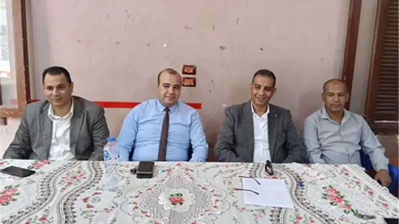 الفرماوي يتابع أعمال انعقاد الجمعية العمومية بناد الخانكة الرياضي