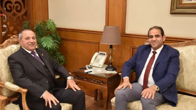 حبشى يطمئن على استعدادات جامعة بورسعيد للعام الدراسة الجديد