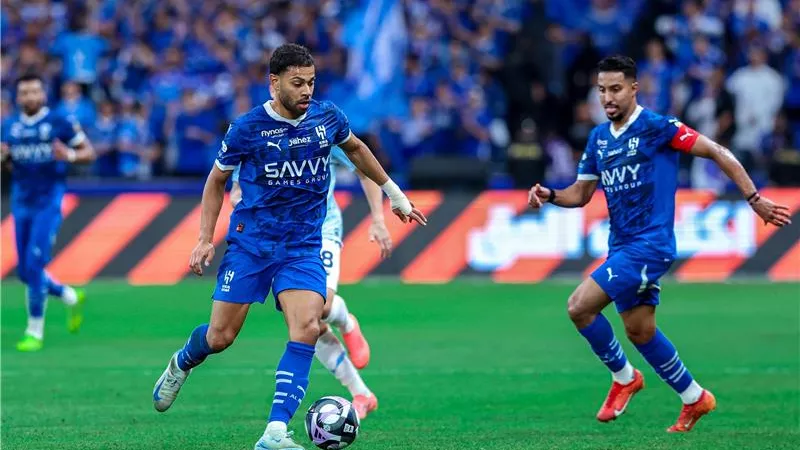 شاهد .. ثلاثية الهلال أمام الفيحاء بالدورى السعودى