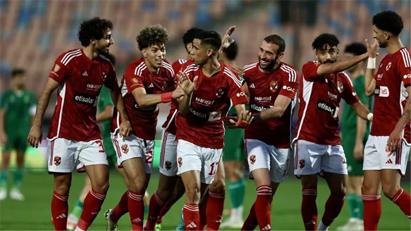 عمر الساعي يزين قائمة الأهلي فى بطولة كأس السوبر المصري