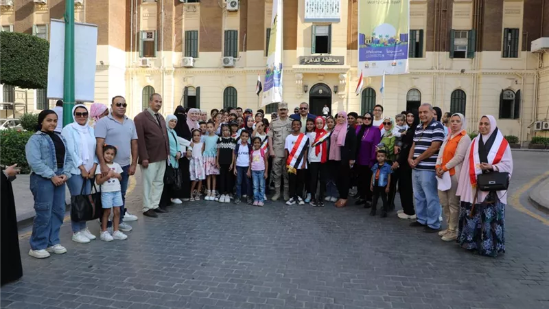 محافظة القاهرة والهيئة الإقليمية لتنشيط السياحة يقدمان رحلة لـ١٢٠ من أسر الشهداء وذوي الهمم
