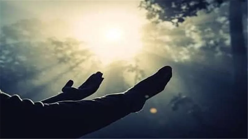 الحكمة الإلهية وراء إمتحان الخلق بألوان البلاء