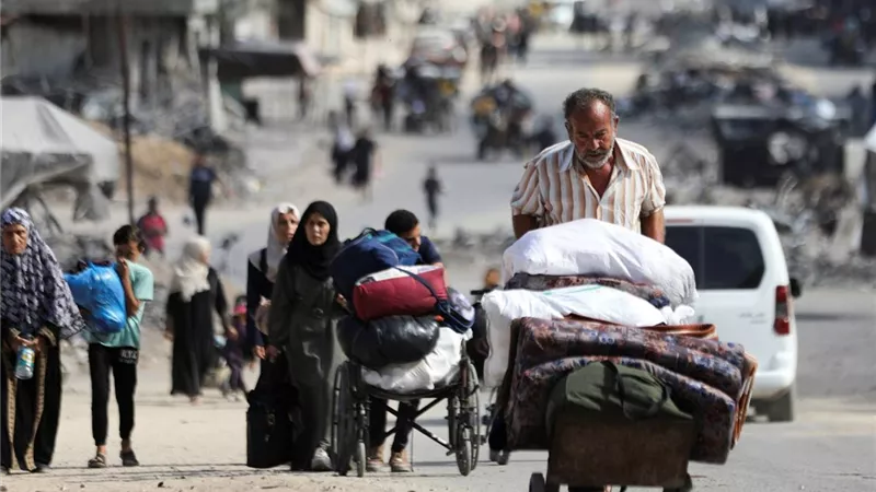 الجيش الإسرائيلي يحاصر ويعتقل مدنيين في جباليا شمال غزة
