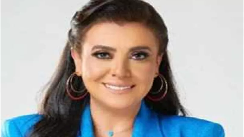 للمرة الثانية.. نشوى مصطفى تتلقى الدعاء من مكة المكرمة
