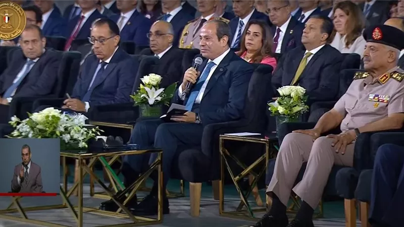 الرئيس: مصر لديها تجربة ناجحة فى تحويل المحنة إلى منحة