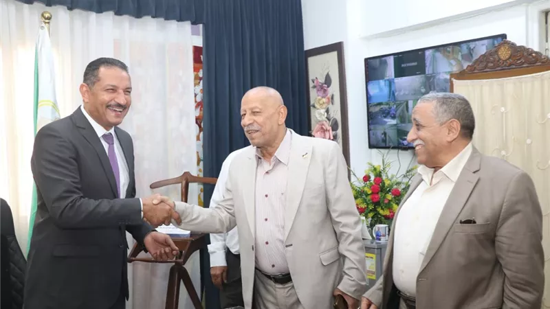 مديرية تعليم الجيزة ونقابة المعلمين تتفقان على تعزيز التعاون لدعم حقوق المعلمين وتحسين العملية التعليمية