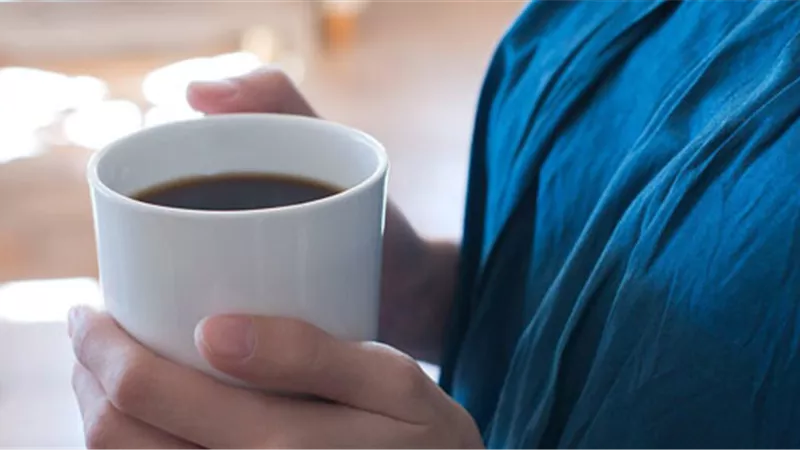 هل الكافيين له علاقة بكمية الدهون بالجسم؟ دراسة تجيب