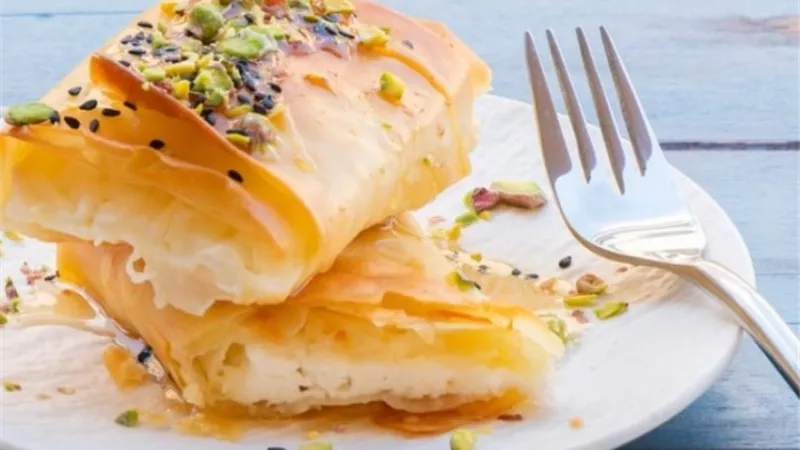 طريقه عمل فطير بالمهلبيه والمكسرات