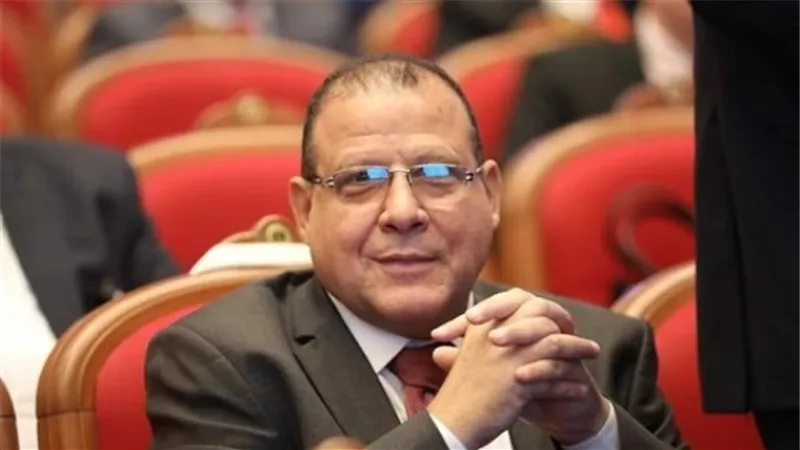 البدوي: السياسات الاقتصادية التي وجه به السيسي نجحت في خفض معدلات البطالة