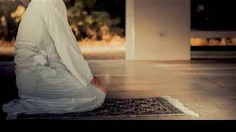 ثواب قضاء الصلاة والصلاة الحاضرة ..هل يستويان