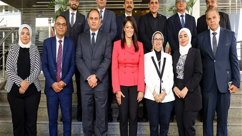 المشاط تتفقد المركز الوطنى للبنية المعلوماتية المكانية