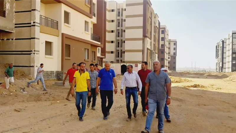رئيس جهاز بدر يتفقد سكن موظفي العاصمة الإدارية والإسكان المتميز