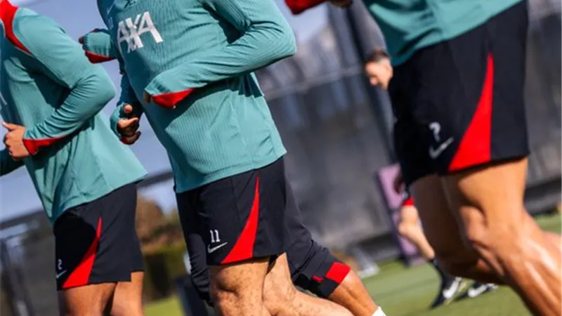 شاهد .. محمد صلاح من تدريبات ليفربول استعدادا لمباراة تشيلسي