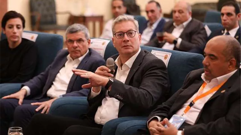 وزير البترول ونظيره القبرصي يتفقدان مواقع إنتاج الغاز الطبيعي