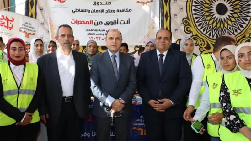 محافظ كفرالشيخ يتفقد قوافل مبادرة 
