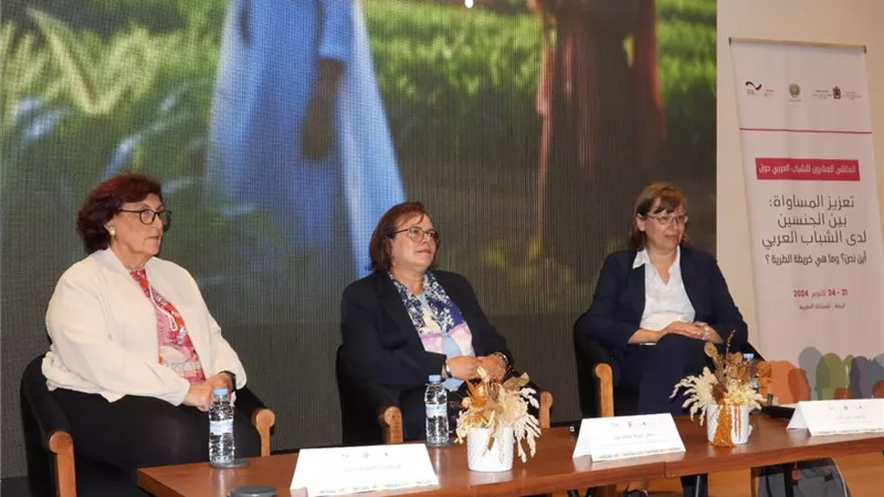 مديرة منظمة المرأة العربية تدعو النساء إلى الإندماج في سوق العمل