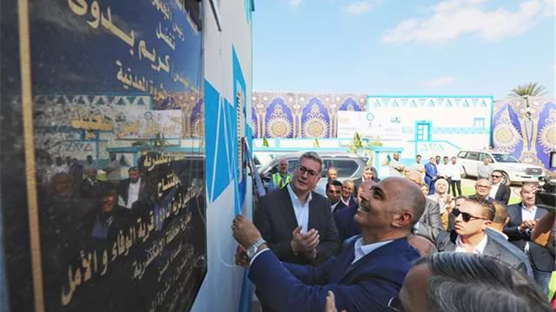 بدوي ومحافظ الإسكندرية يفتتحان مشروع تطوير٦٠ منزلاً بالروضة 45 والوفاء