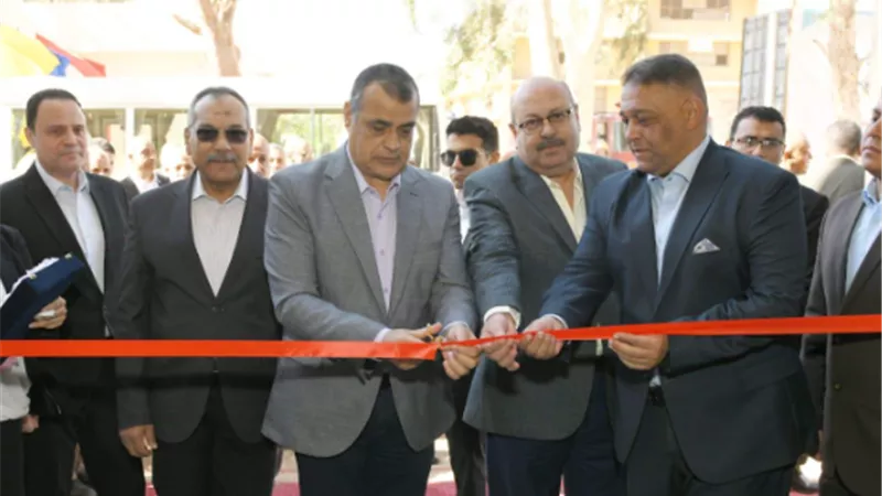 وزير الإنتاج الحربى يفتتح مصنع الرزينة بـ