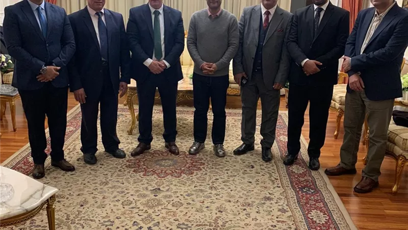 سفير مصر ببلغاريا يستقبل وفدا رسميا لعمال مصر