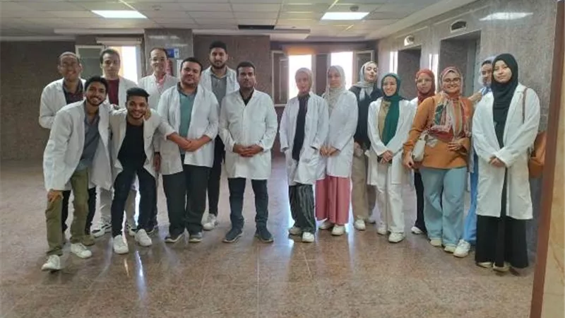 بدء تدريب طلاب الإمتياز من صيادلة الجامعة بمستشفيات صحة قنا